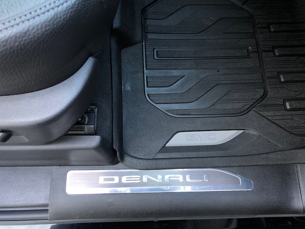 GMC Sierra Denali Ultimate 6,2 V8 425cv bva10