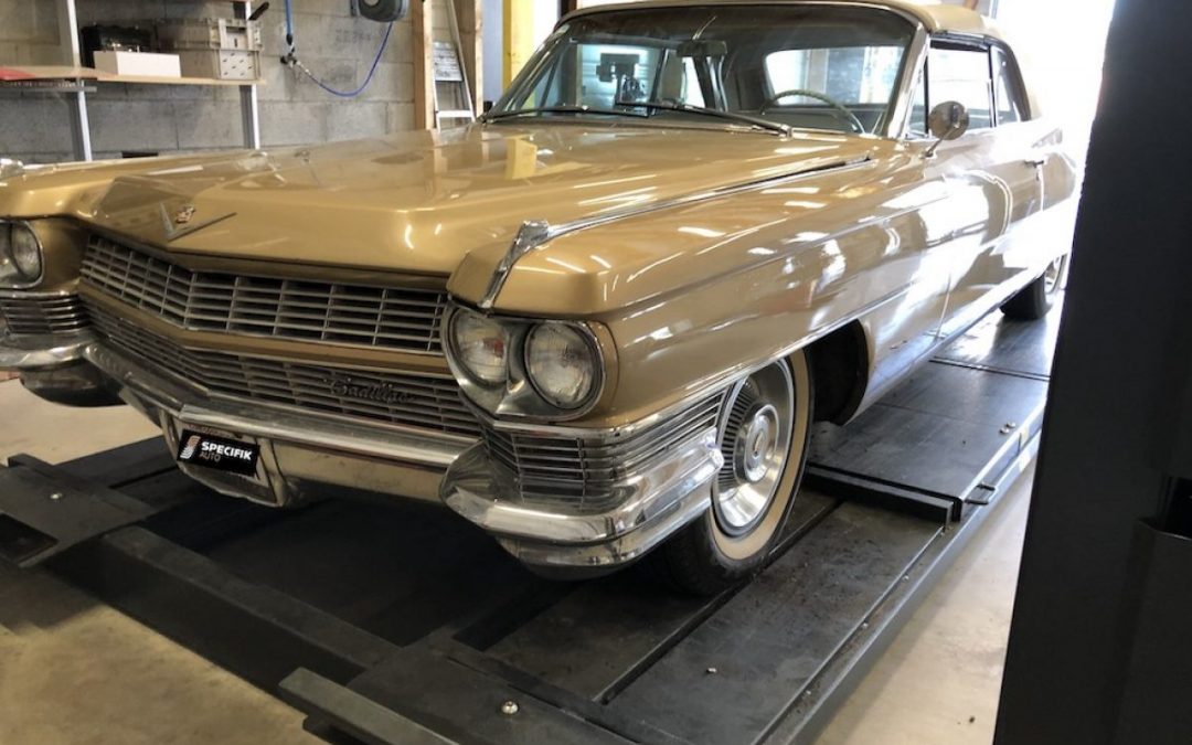 Cadillac Deville 1964 – 7.0L V8